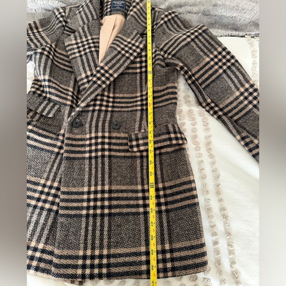 Abercrombie & Fitch Black and Tan Plaid Blazer - Picture 4 of 5